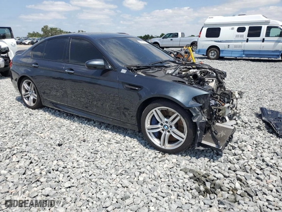 2016 BMW M5 with VIN WBSFV9C58GD595621, listed as a Copart auction lot 54218185 with 0 mi miles and Clean Title. Bid and sale history available at carsss.com. Image 4.