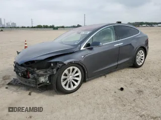 2016 Tesla Model X 70D with VIN 5YJXCDE26GF034172, listed as a Copart auction lot 51710865 with 78,930 mi miles and Salvage Title. Bid and sale history available at carsss.com. Image 1.