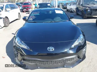 2018 Toyota 86 GT with VIN JF1ZNAE15J8700301, listed as a IAAI auction lot 41646899 with 74,587 mi miles. Bid and sale history available at carsss.com. Image 13.