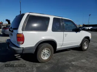 2000 Ford Explorer Sport z VIN 1FMYU60E4YUA88069, wystawiony jako Copart lot #48804015 z przebiegiem 122 071 mil mil oraz Szkoda całkowita • Salvage title. Historia ofert i sprzedaży dostępna na DreamBid. Obrazek 3.