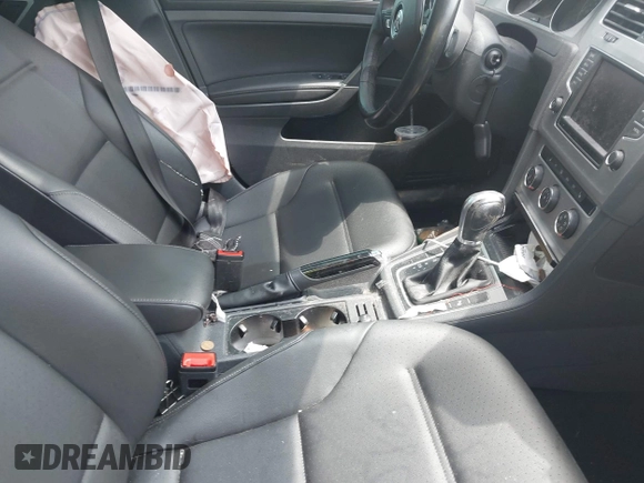 2016 Volkswagen Golf TSI S z VIN 3VW217AUXGM015805, wystawiony jako IAAI lot #42183579 z przebiegiem 143 061 mil mil oraz . Historia ofert i sprzedaży dostępna na DreamBid. Obrazek 5.