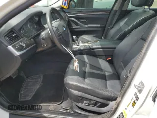 2013 BMW 5 Series 528i xDrive с VIN WBAXH5C56DD111921, выставлен на аукционе Copart как лот 57354925 с пробегом 86 791 миль миль и Списание • Salvage title. История ставок и продаж доступна на DreamBid. Изображение 7.