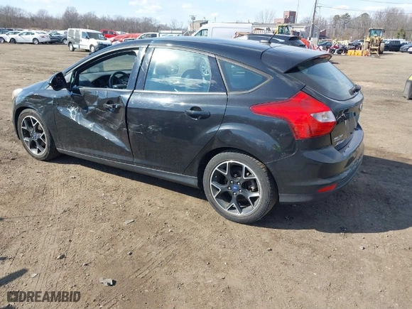 2014 Ford Focus SE with VIN 1FADP3K2XEL152070, listed as a IAAI auction lot 41675812 with 58,943 mi miles. Bid and sale history available at carsss.com. Image 3.