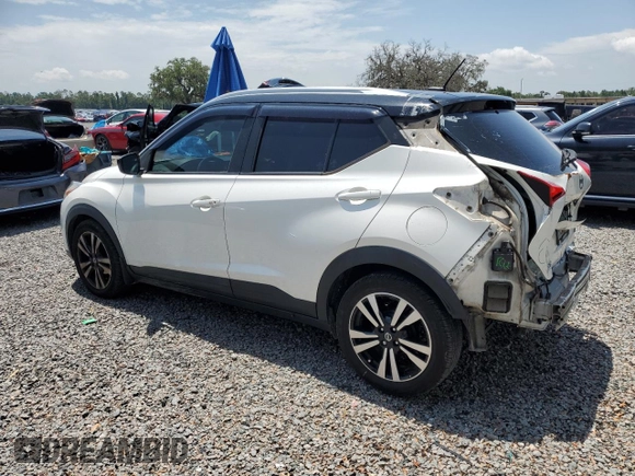 2020 Nissan Kicks SV z VIN 3N1CP5CV9LL487710, wystawiony jako Copart lot #58723695 z przebiegiem 76 425 mil mil oraz Szkoda całkowita • Salvage title. Historia ofert i sprzedaży dostępna na DreamBid. Obrazek 2.