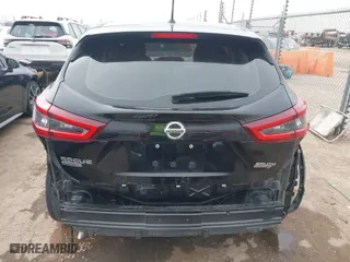 2020 Nissan Rogue Sport S with VIN JN1BJ1CV2LW543826, listed as a IAAI auction lot 41731854 with 116,681 mi miles. Bid and sale history available at carsss.com. Image 17.