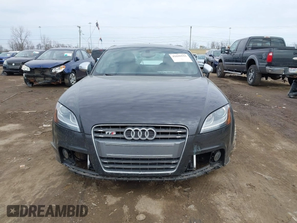 2011 Audi TTS 2.0T z VIN TRUB1AFK5B1016623, wystawiony jako IAAI lot #41699555 z przebiegiem 33 626 mil mil oraz . Historia ofert i sprzedaży dostępna na DreamBid. Obrazek 6.