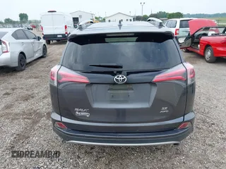 2016 Toyota RAV4 SE z VIN JTMJFREV9GJ069074, wystawiony jako IAAI lot #42460288 z przebiegiem 151 039 mil mil oraz . Historia ofert i sprzedaży dostępna na DreamBid. Obrazek 16.
