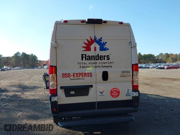 2024 Ram ProMaster Cargo Tradesman with VIN 3C6LRVDG6RE125555, listed as a IAAI auction lot 40639262 with 18 mi miles and . Bid and sale history available at DreamBid. Image 16.