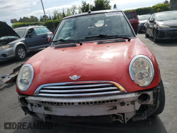 2008 MINI Convertible with VIN WMWRF33558TG18147, listed as a Copart auction lot 53547385 with 131,458 mi miles and Salvage Title. Bid and sale history available at DreamBid. Image 5.