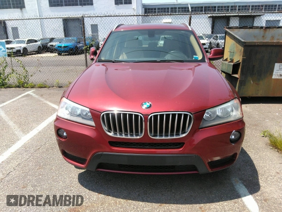 2014 BMW X3 xDrive28i z VIN 5UXWX9C58E0D33105, wystawiony jako IAAI lot #42427201 z przebiegiem 68 249 mil mil oraz . Historia ofert i sprzedaży dostępna na DreamBid. Obrazek 12.