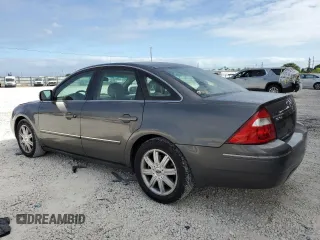 2005 Ford Five Hundred Limited with VIN 1FAFP25185G124816, listed as a Copart auction lot 84528924 with 271,914 mi miles and Salvage Title. Bid and sale history available at carsss.com. Image 2.
