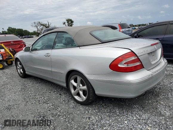 2005 Mercedes-Benz CLK 320 z VIN WDBTK65G85T035650, wystawiony jako Copart lot #55612865 z przebiegiem 93 588 mil mil oraz Szkoda całkowita • Salvage title. Historia ofert i sprzedaży dostępna na DreamBid. Obrazek 2.