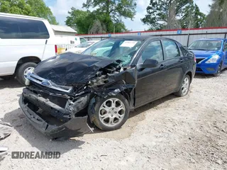2008 Ford Focus SE with VIN 1FAHP35N18W227328, listed as a IAAI auction lot 41964750 with 196,196 mi miles. Bid and sale history available at carsss.com. Image 17.