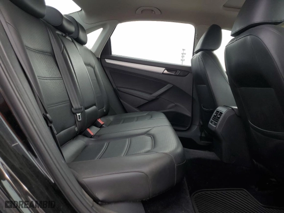 2013 Volkswagen Passat SE with VIN 1VWBP7A34DC056837, listed as a Copart auction lot 53806635 with 197,723 mi miles and Salvage Title. Bid and sale history available at carsss.com. Image 10.