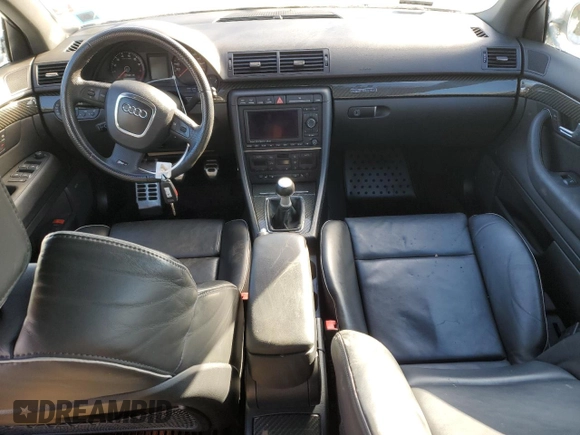 2008 Audi RS 4 z VIN WUADU78E68N902104, wystawiony jako Copart lot #41363035 z przebiegiem 66 961 mil mil oraz Szkody całkowita. Historia ofert i sprzedaży dostępna na DreamBid. Obrazek 8.