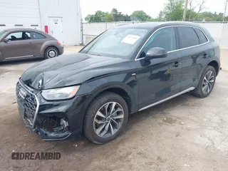2024 Audi Q5 S line Premium Plus with VIN WA1EAAFY8R2025472, listed as a IAAI auction lot 42371409 with 10,737 mi miles and . Bid and sale history available at DreamBid. Image 16.