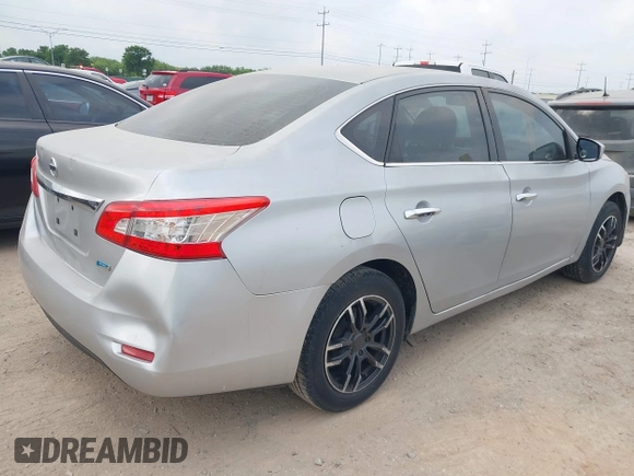 2014 Nissan Sentra S with VIN 3N1AB7APXEY212696, listed as a IAAI auction lot 42158772 with 75,998 mi miles and . Bid and sale history available at DreamBid. Image 4.