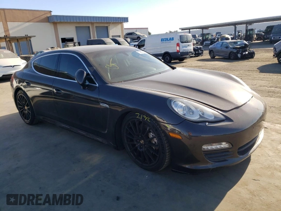 2012 Porsche Panamera S z VIN WP0AB2A70CL060210, wystawiony jako Copart lot #75267644 z przebiegiem 99 227 mil mil oraz Szkoda całkowita • Salvage title. Historia ofert i sprzedaży dostępna na DreamBid. Obrazek 4.