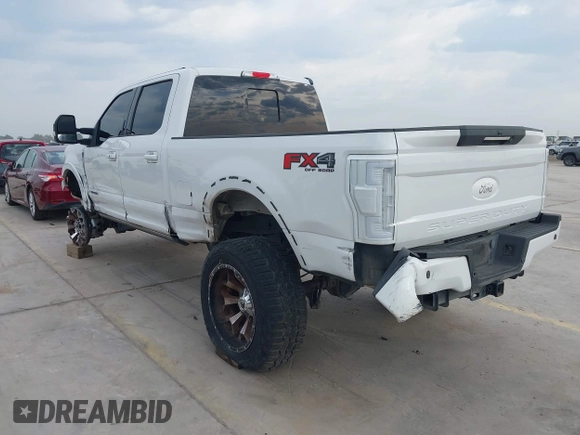 2019 Ford F-250 XL z VIN 1FT7W2BT8KEC07418, wystawiony jako IAAI lot #42261333 z przebiegiem 99 816 mil mil oraz . Historia ofert i sprzedaży dostępna na DreamBid. Obrazek 3.