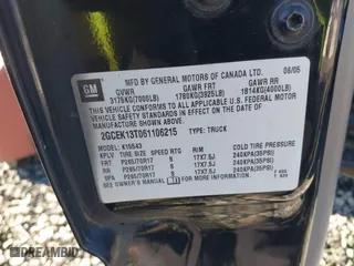 2006 Chevrolet Silverado 1500 LT1 with VIN 2GCEK13T061106215, listed as a IAAI auction lot 41434766 with 154,862 mi miles. Bid and sale history available at carsss.com. Image 9.