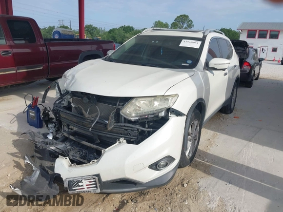 2015 Nissan Rogue SL with VIN 5N1AT2MV5FC878040, listed as a IAAI auction lot 41968061 with 124,352 mi miles and . Bid and sale history available at carsss.com. Image 19.