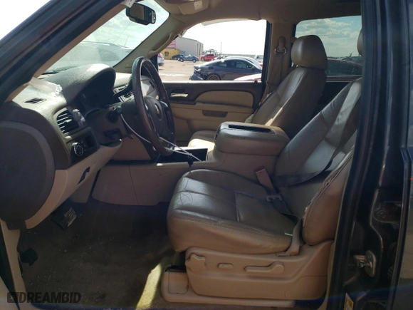 2011 Chevrolet Avalanche LT with VIN 3GNMCFE05BG196821, listed as a Copart auction lot 53075654 with 195,296 mi miles and Salvage Title. Bid and sale history available at carsss.com. Image 7.