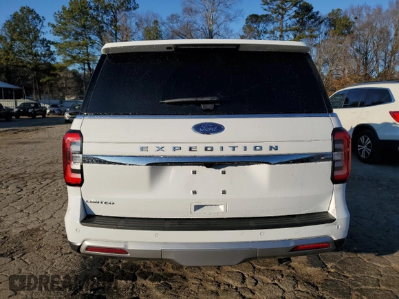 2024 Ford Expedition Limited with VIN 1FMJU1K85REA70624, listed as a Copart auction lot 87771685 with 0 mi miles and Non Repairable. Bid and sale history available at carsss.com. Image 6.