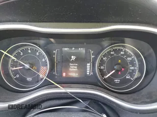2014 Jeep Cherokee Latitude with VIN 1C4PJMCSXEW125737, listed as a IAAI auction lot 41863778 with 120,226 mi miles. Bid and sale history available at carsss.com. Image 15.
