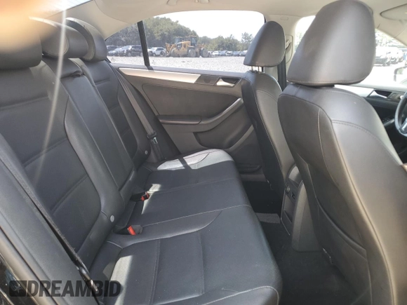 2013 Volkswagen Jetta SE с VIN 3VWDP7AJ3DM355421, выставлен на аукционе Copart как лот 63753015 с пробегом 203 322 миль миль и Списание • Salvage title. История ставок и продаж доступна на DreamBid. Изображение 10.