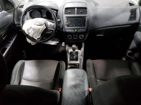 2019 Mitsubishi Outlander ES z VIN JA4AR3AU9KU008553, wystawiony jako Copart lot #55217945 z przebiegiem 85 670 mil mil oraz Szkoda całkowita • Salvage title. Historia ofert i sprzedaży dostępna na DreamBid. Obrazek 8.