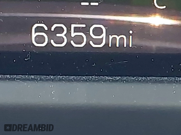 2025 GMC Acadia AWD Elevation z VIN 1GKENNRS9SJ216827, wystawiony jako IAAI lot #42408304 z przebiegiem 6 359 mil mil oraz . Historia ofert i sprzedaży dostępna na DreamBid. Obrazek 16.