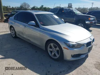 2013 BMW 3 Series 328i with VIN WBA3C1G55DNR49478, listed as a IAAI auction lot 41646742 with 142,034 mi miles. Bid and sale history available at carsss.com. Image 1.