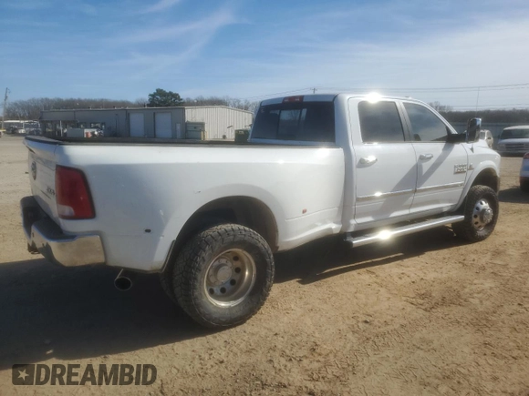2015 Ram 3500 Laramie with VIN 3C63RRJL0FG625560, listed as a Copart auction lot 43155315 with 176,003 mi miles and Salvage Title. Bid and sale history available at carsss.com. Image 3.