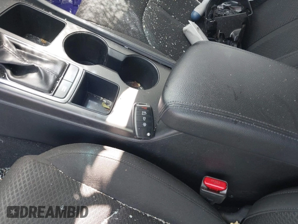 2017 Kia Optima LX z VIN KNAGT4L32H5157432, wystawiony jako IAAI lot #42154009 z przebiegiem 83 496 mil mil oraz . Historia ofert i sprzedaży dostępna na DreamBid. Obrazek 11.