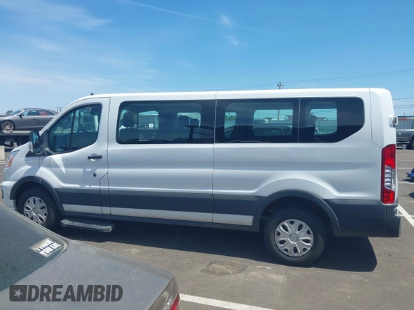 2021 Ford Transit Passenger XL with VIN 1FBAX2Y81MKA64794, listed as a IAAI auction lot 42227781 with 133,000 mi miles and . Bid and sale history available at DreamBid. Image 14.