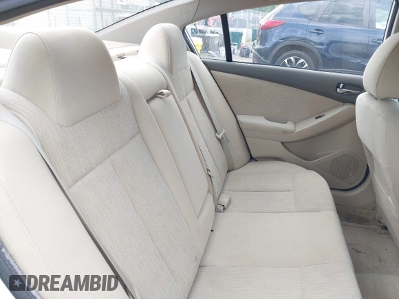 2012 Nissan Altima S z VIN 1N4AL2AP6CC248085, wystawiony jako IAAI lot #42423150 z przebiegiem 124 910 mil mil oraz . Historia ofert i sprzedaży dostępna na DreamBid. Obrazek 8.