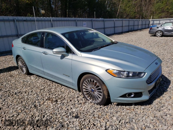 2013 Ford Fusion Titanium Hybrid with VIN 3FA6P0RU4DR354238, listed as a Copart auction lot 55414345 with 206,421 mi miles and Clean Title. Bid and sale history available at carsss.com. Image 4.