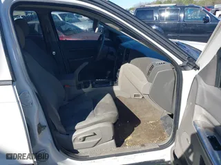 2007 Jeep Grand Cherokee Laredo with VIN 1J8HS48PX7C657685, listed as a IAAI auction lot 41748528 with 247,534 mi miles. Bid and sale history available at carsss.com. Image 5.