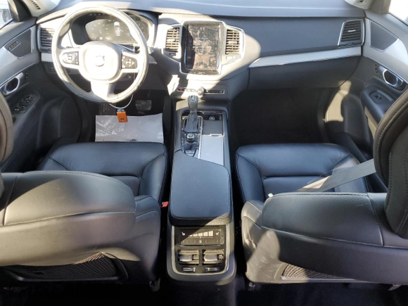 2022 Volvo XC90 Momentum with VIN YV4102PK9N1836637, listed as a Copart auction lot 46849895 with 129,346 mi miles and Clean Title. Bid and sale history available at carsss.com. Image 8.
