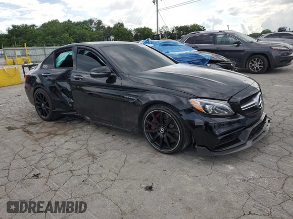 2017 Mercedes-Benz C 63 S AMG z VIN 55SWF8HB3HU204431, wystawiony jako Copart lot #56970675 z przebiegiem 57 527 mil mil oraz Szkoda całkowita • Salvage title. Historia ofert i sprzedaży dostępna na DreamBid. Obrazek 4.