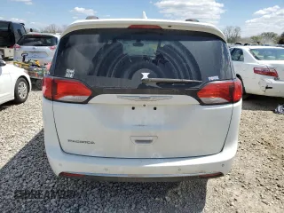 2017 Chrysler Pacifica Touring L with VIN 2C4RC1BG4HR821229, listed as a Copart auction lot 53313955 with 151,475 mi miles and Salvage Title. Bid and sale history available at DreamBid. Image 6.