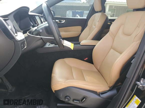 2018 Volvo XC60 Momentum with VIN LYV102RK6JB083622, listed as a Copart auction lot 56909505 with 89,197 mi miles and Salvage title. Bid and sale history available at DreamBid. Image 7.
