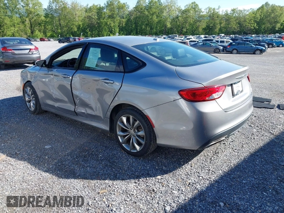 2016 Chrysler 200 S z VIN 1C3CCCBB0GN144833, wystawiony jako IAAI lot #42192284 z przebiegiem 138 074 mil mil oraz . Historia ofert i sprzedaży dostępna na DreamBid. Obrazek 3.