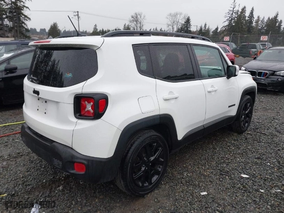 2017 Jeep Renegade Latitude with VIN ZACCJABB7HPG25287, listed as a IAAI auction lot 41642226 with 87,468 mi miles. Bid and sale history available at carsss.com. Image 4.
