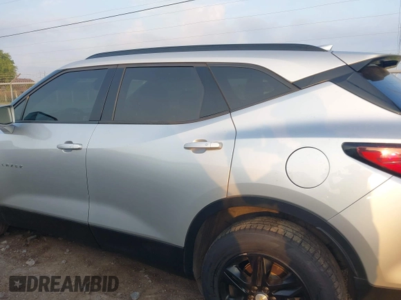 2020 Chevrolet Blazer LT z VIN 3GNKBCRS8LS557218, wystawiony jako IAAI lot #42132485 z przebiegiem 119 752 mil mil oraz . Historia ofert i sprzedaży dostępna na DreamBid. Obrazek 14.