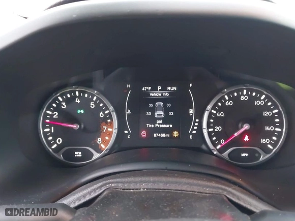 2017 Jeep Renegade Latitude with VIN ZACCJABB7HPG25287, listed as a IAAI auction lot 41642226 with 87,468 mi miles. Bid and sale history available at carsss.com. Image 7.