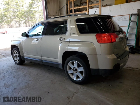 2010 GMC Terrain SLT-2 with VIN 2CTALHEW8A6314354, listed as a Copart auction lot 53868925 with 132,735 mi miles and Clean Title. Bid and sale history available at carsss.com. Image 2.