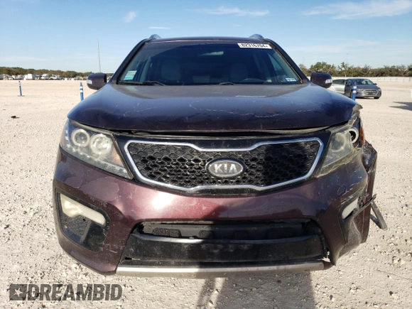 2011 Kia Sorento SX with VIN 5XYKW4A21BG122698, listed as a Copart auction lot 82316704 with 191,579 mi miles and Salvage Title. Bid and sale history available at carsss.com. Image 5.
