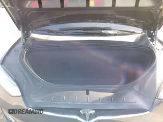 2020 Tesla Model X Long Range with VIN 5YJXCBE2XLF230629, listed as a IAAI auction lot 41925961 with 35,979 mi miles. Bid and sale history available at carsss.com. Image 10.