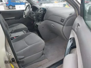 2005 Toyota Sienna CE with VIN 5TDZA23C55S264700, listed as a IAAI auction lot 41878179 with 293,934 mi miles. Bid and sale history available at carsss.com. Image 5.